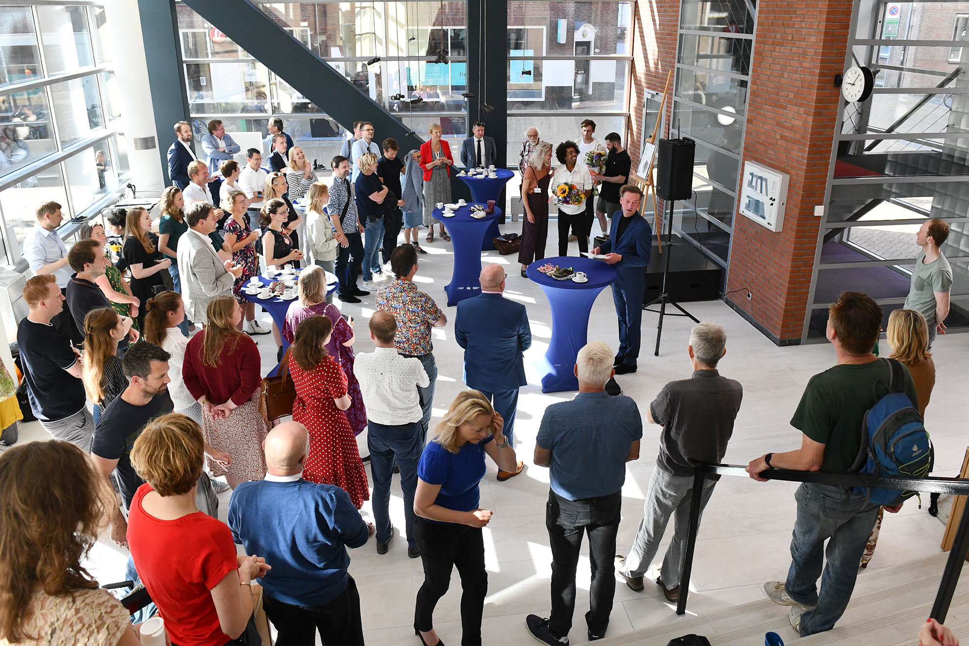 Onthulling gedicht Brede welvaart Groningen