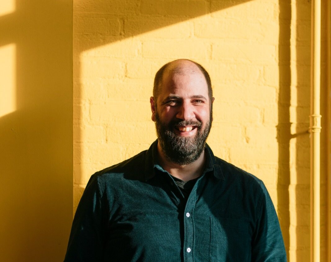 Bericht van de Minister van Collectieve Creativiteit, Yasser Ballemans